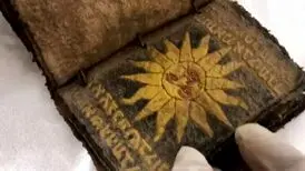 کشف تورات ۷۰۰ ساله با حروف طلا در ترکیه
