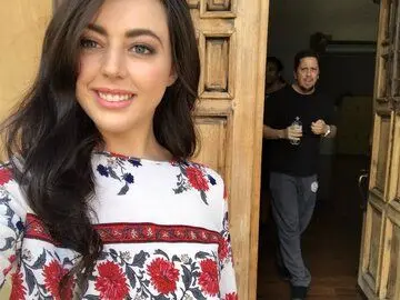 بازیگر فیلم‌های غیراخلاقی چطور به ایران آمده است؛ ویتنی رایت کیست؟/ عکس
