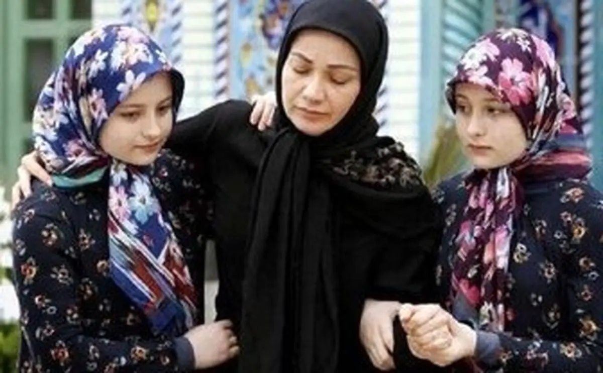 سارا و نیکا، بهروز و فهیمه در پشت صحنه سریال پایتخت/ عکس
