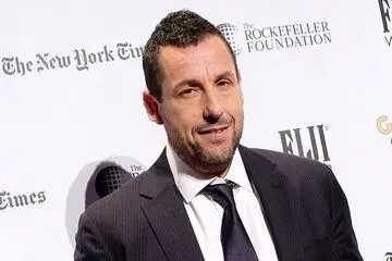 آدام سندلر با جدیدترین فیلمش رکورد خودش را شکست
