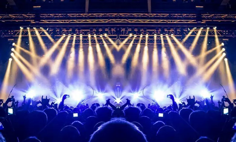 چرا قیمت بلیت کنسرت به یک میلیون تومان می‌رسد؟
