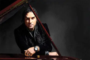 رضا یزدانی برای «افعی تهران» خواند
