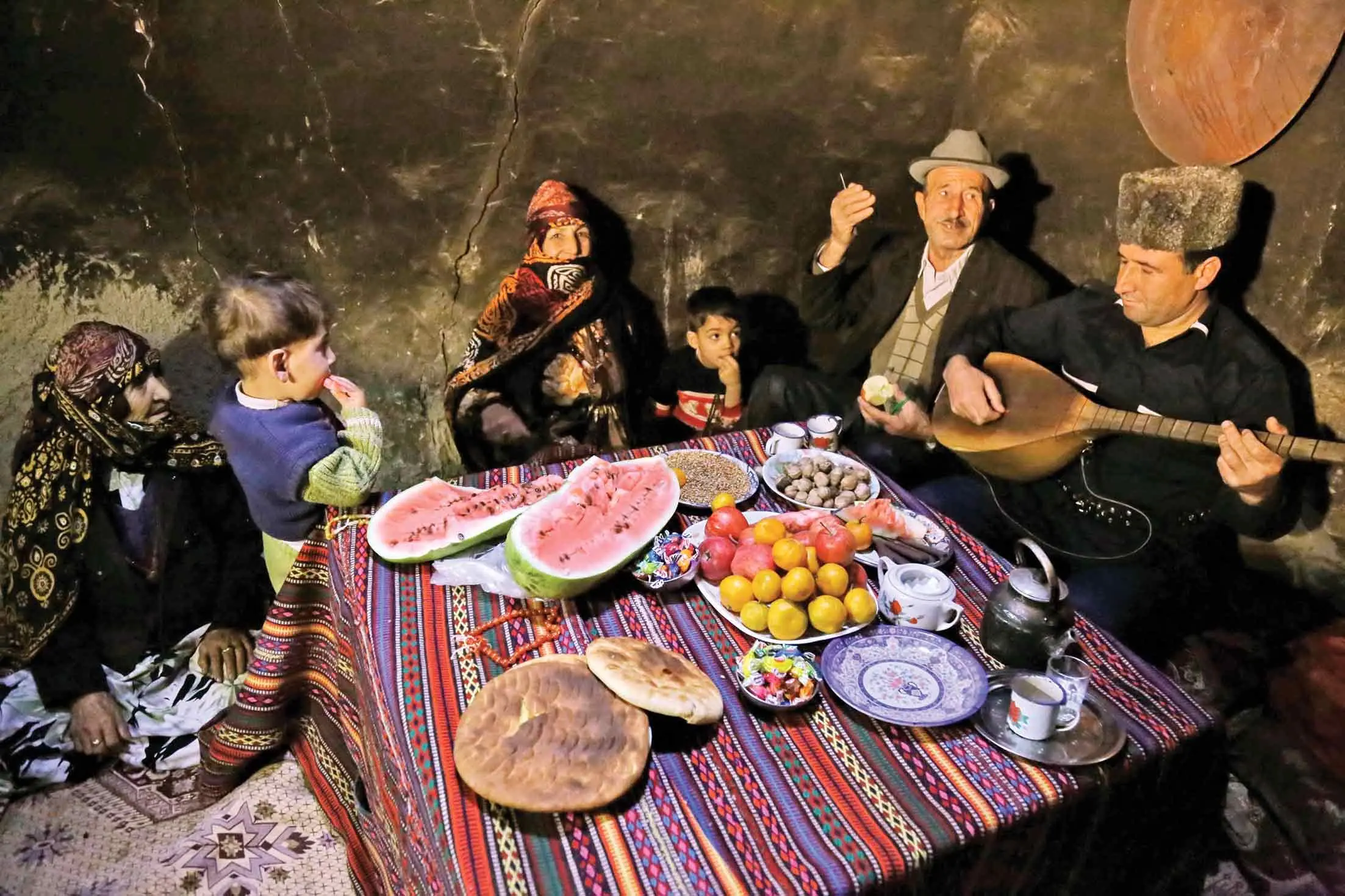 خوشحالی از طلوع دوباره خورشید
