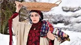 چهره بازیگر نقش روژان سریال نون خ در دنیای واقعی
