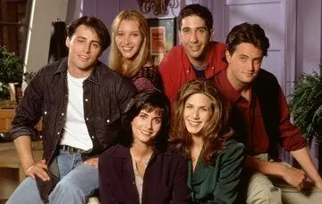 واکنش ستارگان سریال «فرندز» به «از دست دادن غیرقابل باور» متیو پری؛ ما یک خانواده بودیم
