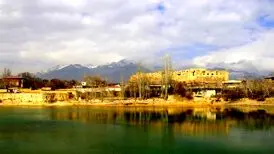 جاذبه‌های جنگلی، کویری و کوهستانی اصفهان/شترسواری در کویر سیازگه تا «تختگاه سلیمان»
