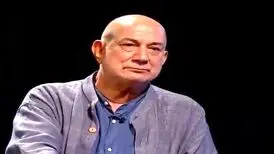 واکنشِ آتیلا پسیانی به منتقدانِ سخنان جنجالی‌اش درباره سریال‌های تلویزیونی/ چرا او حاضر نیست سریال های تلویزیون را ببیند؟