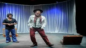 بیماری فرزاد حسنی یک تئاتر را تعطیل کرد
