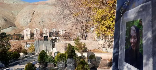اولین تصاویر از مقبره پروانه معصومی
