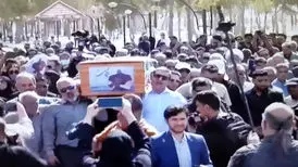 تشییع استاد بهمنی در بندرعباس/ ویدئو
