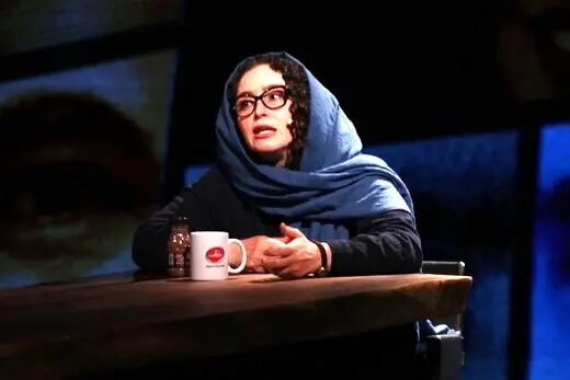 ژاله صامتی مهمان «طنازِ» کمال تبریزی شد
