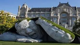 شاهکارهای سنگی و فلزی دنیا