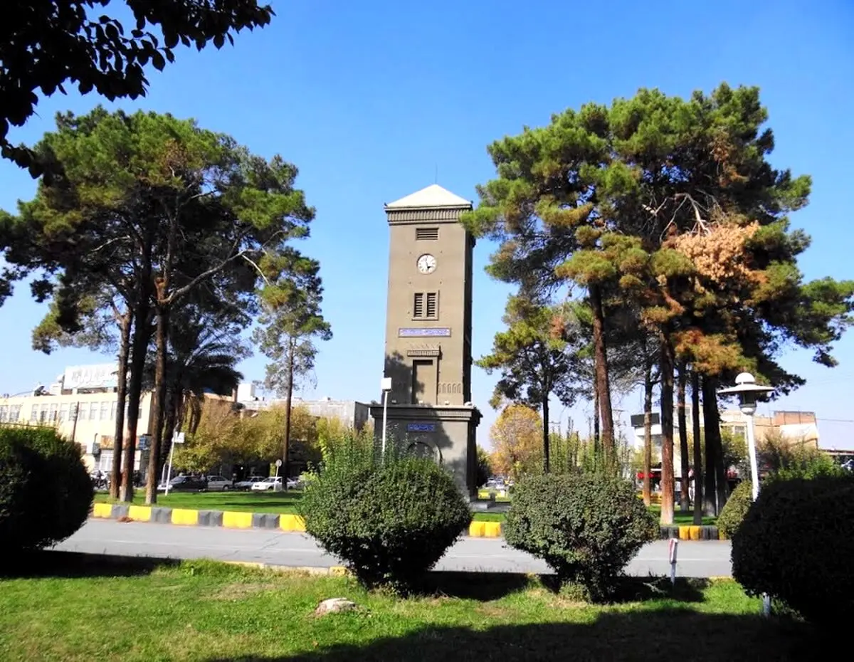 داستان ساعتی که دقیقا مرکز ایران است/ ویدئو

