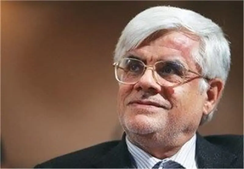انتقاد صریح محمدرضا عارف به ممنوع الکار شدن بازیگران زن
