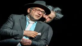 شبی برای شهرام عبدلی و هدیه ویژه "عمو نوروز" برای پسرانش
