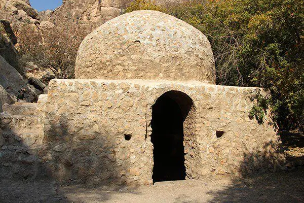 خط قرمزِ آتشکده ساسانی شکسته شد
