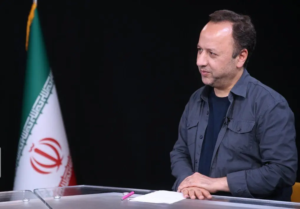 پشت دستم را داغ کردم دیگر برای تلویزیون سریال نسازم | قهر کارگردان «مسافری از هند» و «خط قرمز» با تلویزیون