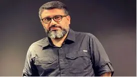 رضا رشیدپور با خواندن ترانه مشهور ابی غوغا کرد