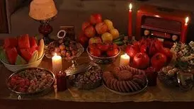 چرا در شب یلدا رنگ قرمز رسم است؟
