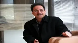مجری مشهور تلویزیون: وقتی به سیما آمدم دامپزشکی را رها کردم/ بسیاری از مجریان خام هستند
