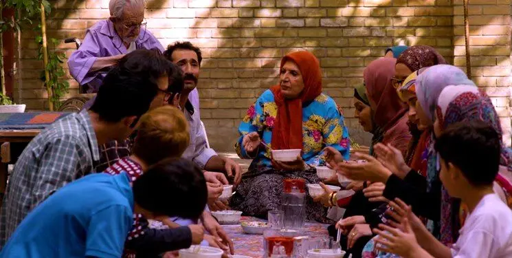 سریال «زیر یه سقف» از شبکه نسیم پخش می‌شود
