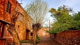 در این روستای ایرانی، زنان بر مردان حکومت می‌کنند
