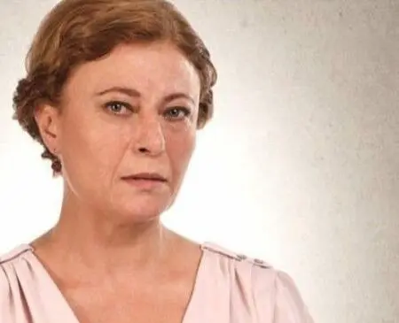 سمرا دینچر بازیگر نقش مادر کوزی گونی درگذشت + علت فوت