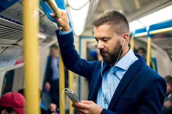 بهترین اپلیکیشن ها برای متروسواران
