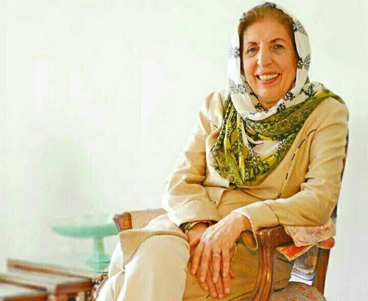  ژاله آموزگار: عاشق وطنم هستم؛ایران لایق بهترین هاست
