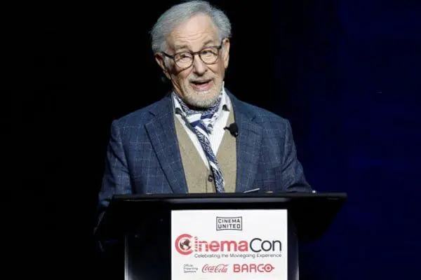 اسپیلبرگ با فیلمی درباره موجودات فضایی و دروغ‌های پنتاگون بازگشت