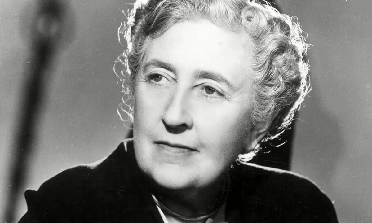 آگاتا کریستی و شیراز: رابطه‌ای عمیق و تاثیرگذار بر ادبیات جنایی
