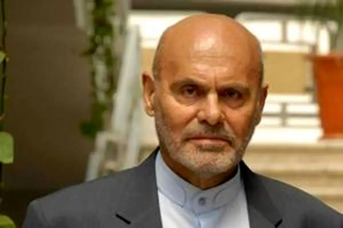 «جمشید هاشم پور» در حال تاب دادن «بهنوش بختیاری»؛ سال 88