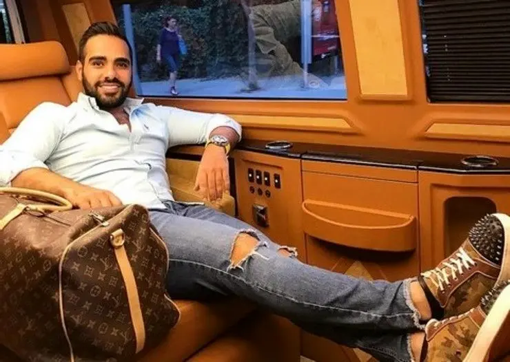 ببینید / واکنش گستاخانه ساشا سبحانی به احضارش در دادسرای تهران + فیلم