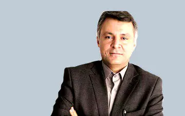 فاضلی کدام کتاب را برای مطالعه نوروزی به مقامات پیشنهاد کرد؟