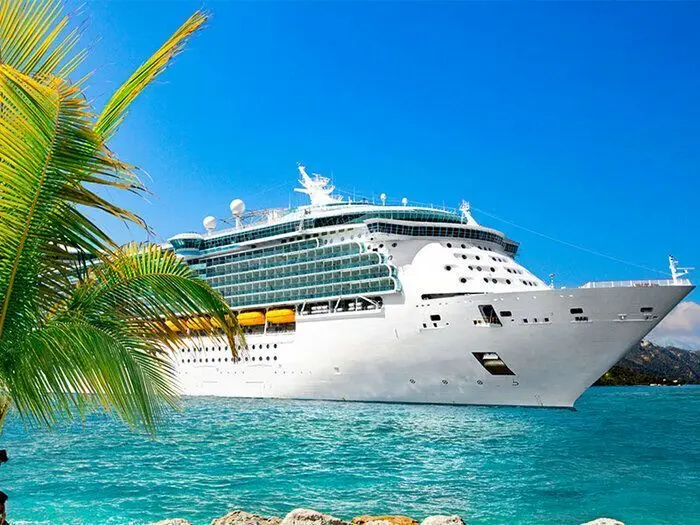 جلسه ضرغامی با صاحبان کشتی‌های کروز/ توسعه گردشگری دریایی شتاب می‌گیرد