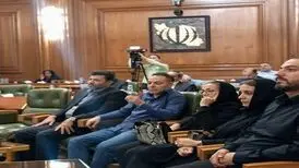 استایل دختر اکبر عبدی در جلسه شورای شهر/ ویدئو