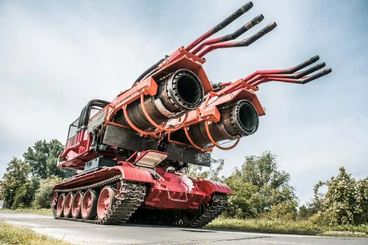 10 وسیله نقلیه عجیب که توسط نیروهای نظامی به خدمت گرفته شده اند! +عکس