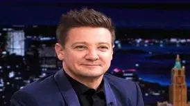 حادثه برای جرمی رنر در هنگام پارو کردن برف/ وضعیت بحرانی است
