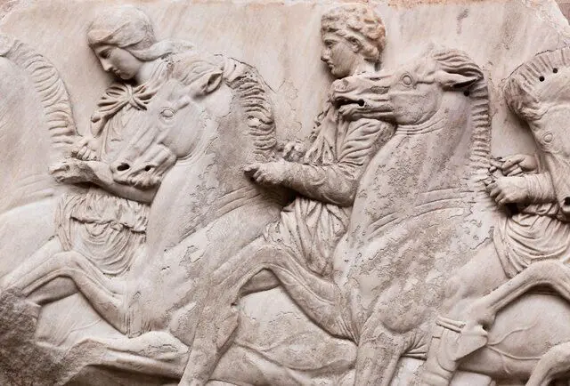 کشمکش بر سر یک گنجینه تاریخی