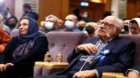 ارفعی: من گِرهی از نقش قالی فرهنگ ایران زمین هستم/ آموزگار: به فرهیختگان نسل خودم می‌بالم
