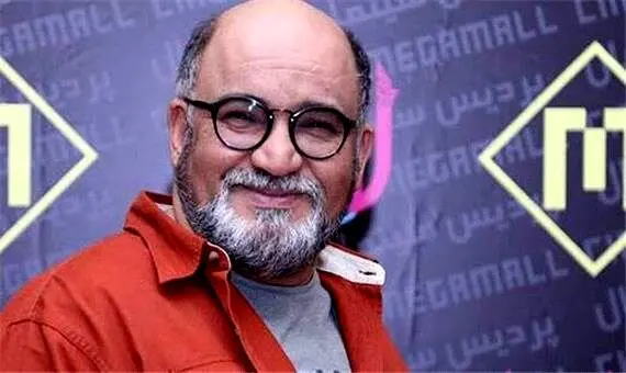 انتقاد کنایه آمیز نادر سلیمانی از بی توجهی مسئولین آبادان به فضای سبز شهر + فیلم 