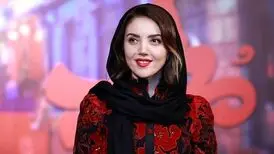 واکنش جالب آیشه‌گول به تعارف یک راننده تاکسی ایرانی/ ویدئو
