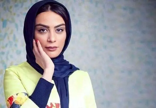 خاطره تلخ مارال فرجاد در چهلمین روز درگذشت مادرش/ عکس