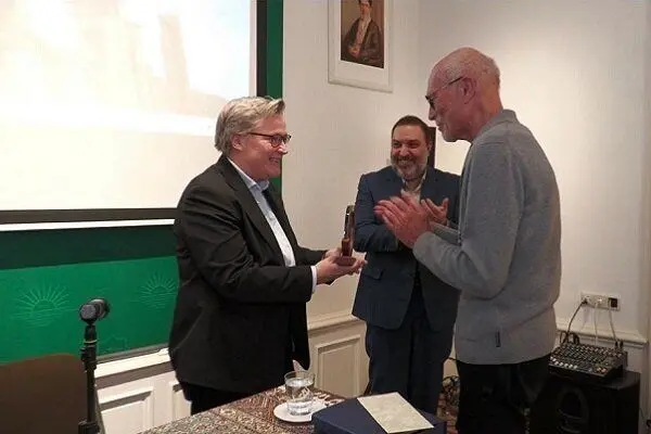 ایران‌شناس برجسته اتریشی جایزه «برت فراگنر» را از آن خود کرد
