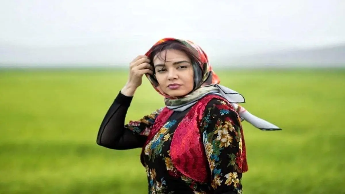 اتاق خواب زیبای ندا قاسمی بازیگر شیرین سریال نون خ /عکس
