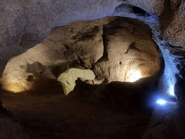 افتتاح شهر زیرزمینی "سامن" پس از ۱۷ سال انتظار
