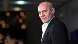 تمرینات بدنسازی جمشید هاشم پور در ۷۸ سالگی + فیلم