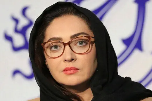 نیکی کریمی با تفنگ جنگی  ژ۳ در دستانش/ عکس
