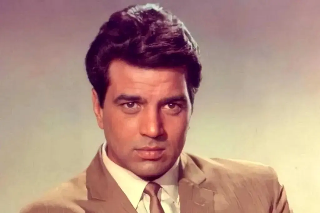 درمندرا؛ «اَبرمرد» بالیوود و ستاره فیلم «شعله»