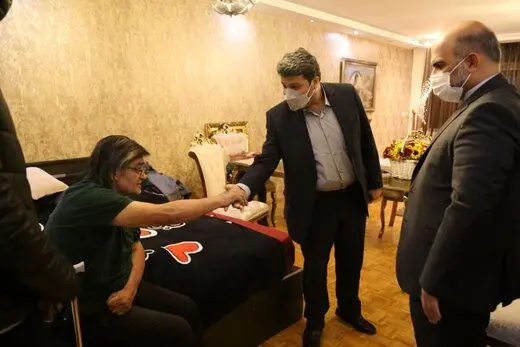 عیادت رئیس سازمان سینمایی از رضا رویگری + تصاویر
